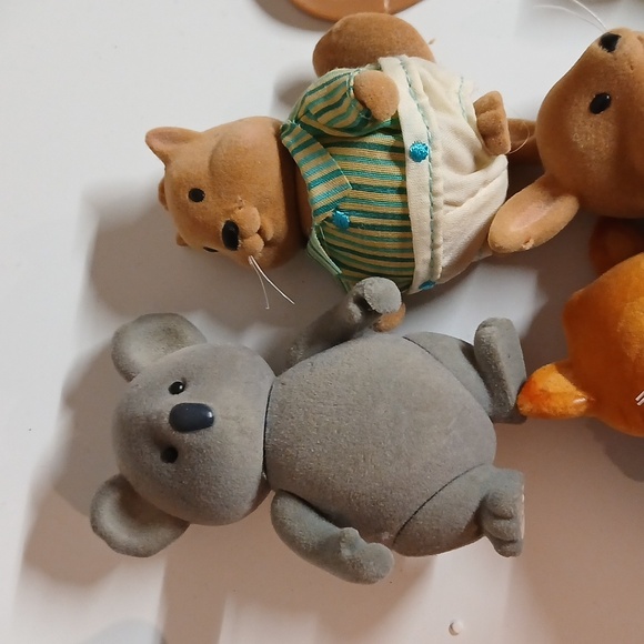 Lil Woodzeez And Honey Bees Acres Animal Lot 20 Pieces - Picture 8 of 9